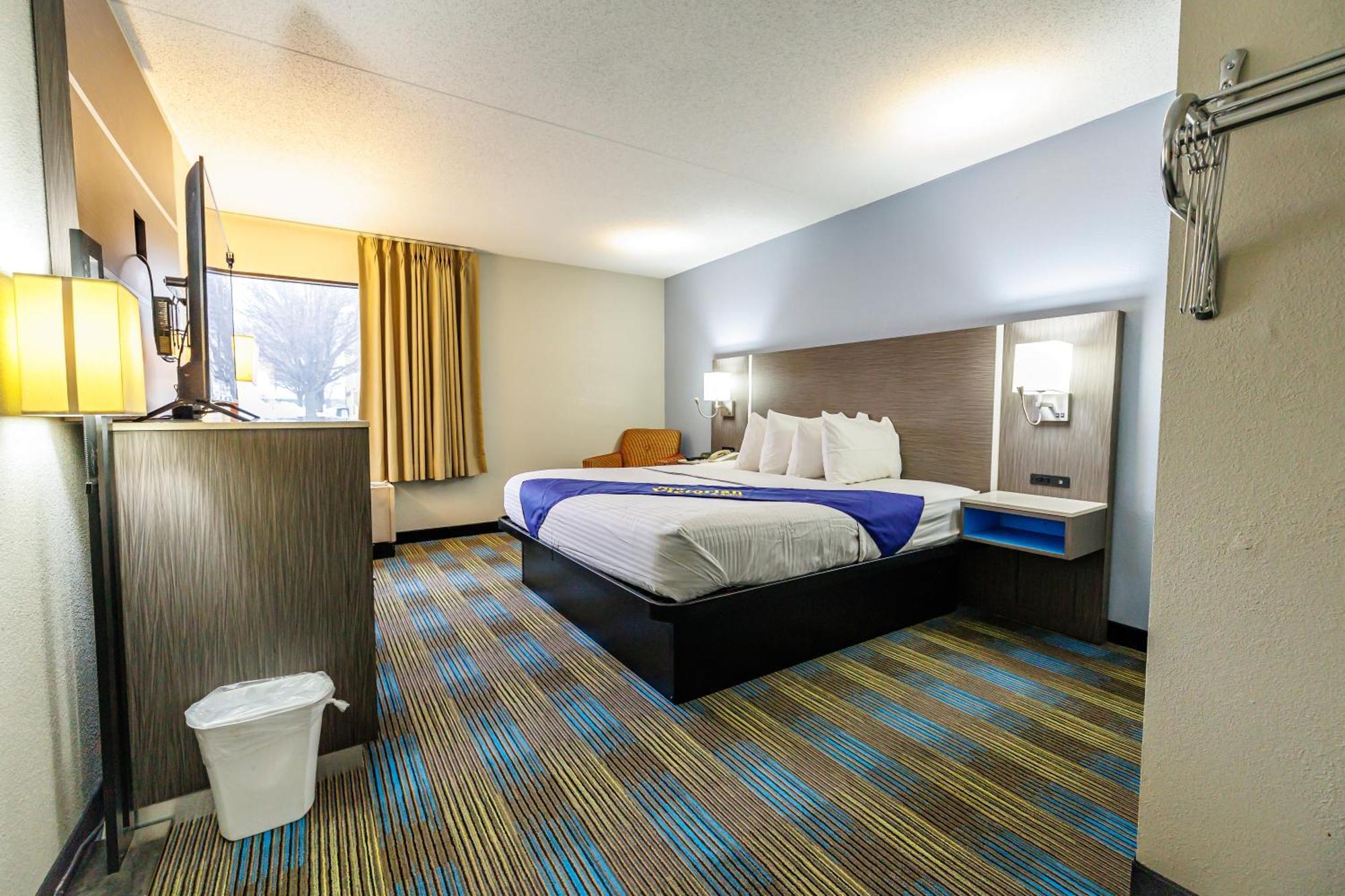 New Victorian Inn & Suites Омаха Экстерьер фото